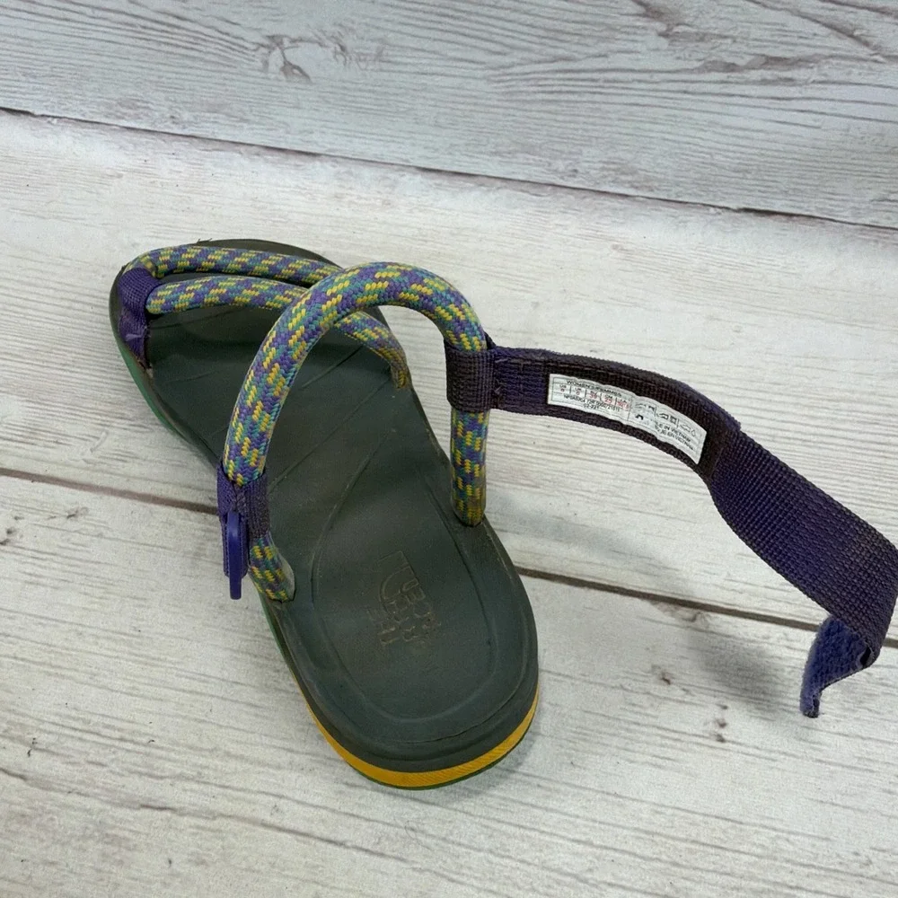 The North Face Women's 8 Skeena Outdoor Rope Sandals Gray Teal Purple Yellow